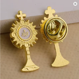 Blessed Sacrament Pin gold white each BRCH06G